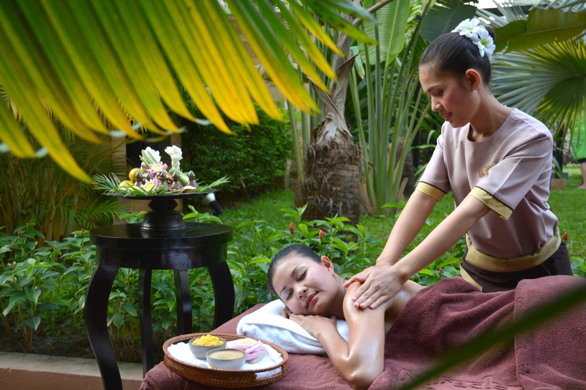 Angkor Miracle Resort & Spa Siem Reap Esterno foto